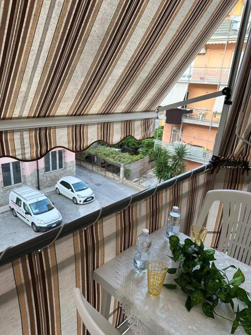 ヴェンティミーリアCasa Eleonora: A 5 Min Dal Mare + Free Parkingアパートメント エクステリア 写真